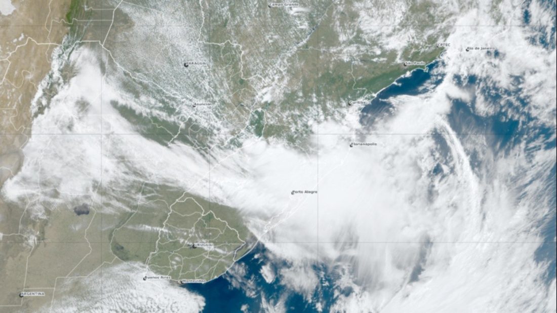 Inmet emite aviso vermelho de grande perigo para tempestades em 708 municípios do Sul