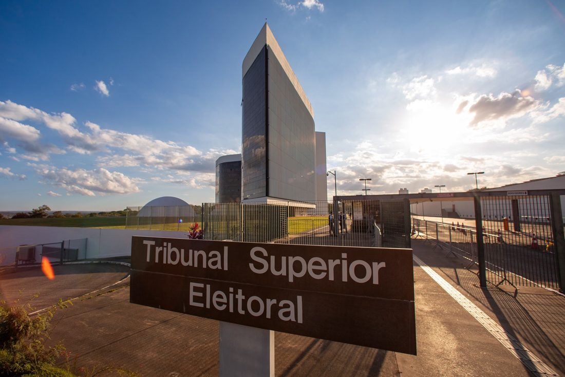 TSE terá que decidir candidaturas contestadas de Garotinho, Deltan Dallagnol e Dr. Furlan após primeiro turno