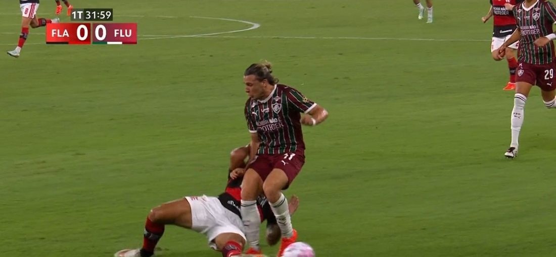 STJD denuncia Erick Pulgar e presidente do Fluminense após clássico de domingo