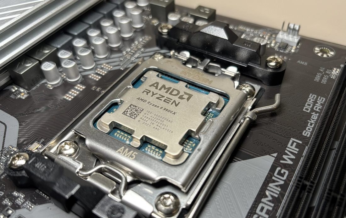 AMD atinge US$ 1 trilhão e deixa Intel para trás; entenda o salto