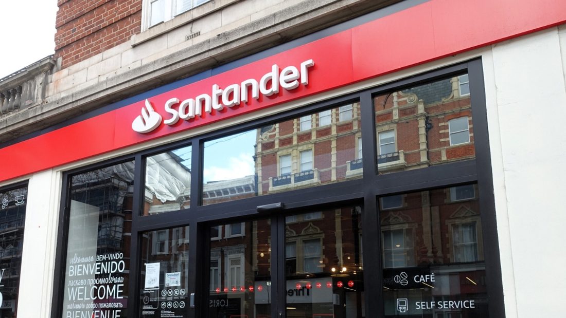 Santander propõe troca de SANB11 por BDRs e abre debate sobre valor para acionistas minoritários