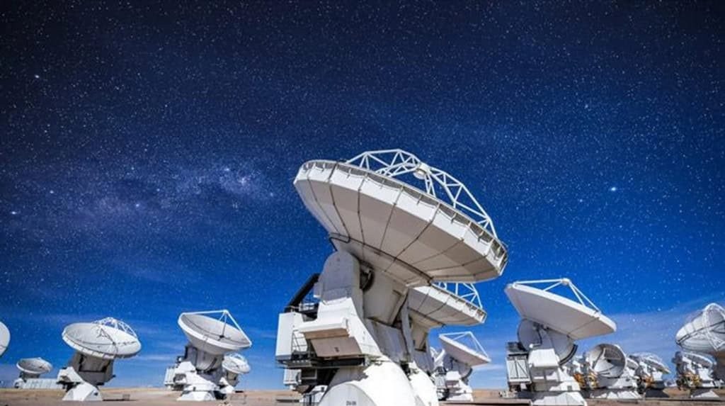 Planeta recém‑nascido quebra recorde e oferece pista sobre formação de gigantes gasosos