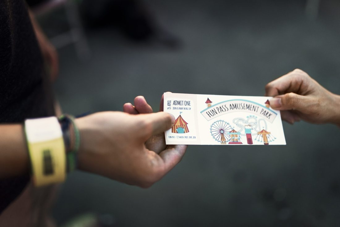 Decreto 13.108/2026 fortalece o CDC nas vendas online de ingressos, mas sua eficácia depende da fiscalização
