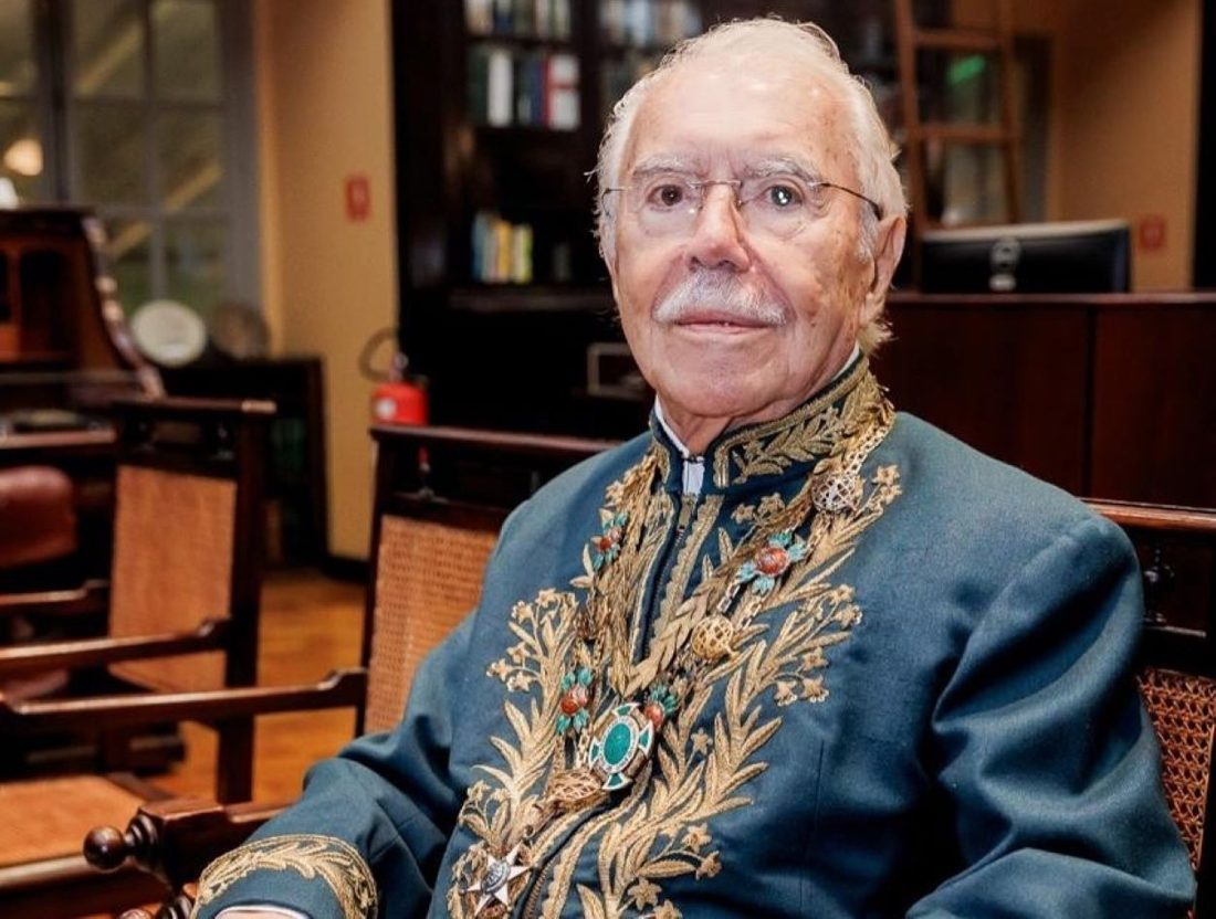 Ex‑presidente José Sarney, 96, é internado em São Luís após dor abdominal e passa por cirurgia