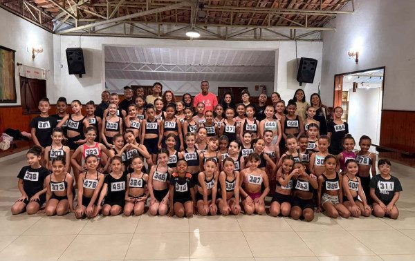 Quatro estudantes de Itatiaia avançam para a Seleção Nacional da Escola Bolshoi em Joinville