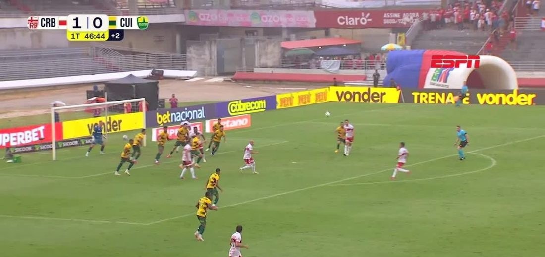 CRB domina seleção da 30ª rodada da Série B com quatro jogadores e técnico Fábio Matias