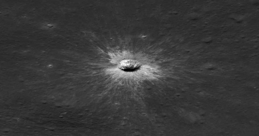 NASA revela cratera lunar McGetchin, maior formação recente do Sistema Solar