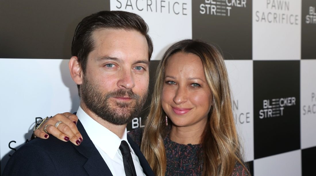 Tobey Maguire e Jennifer Meyer finalizam divórcio após 10 anos de separação