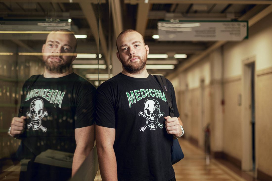 2/3 dos estudantes de medicina apresentam sintomas depressivos moderados ou graves, revela estudo