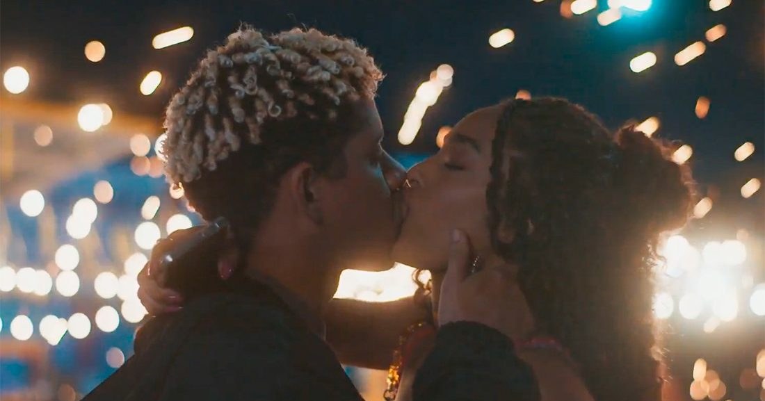 Dalila e Peixe selam romance com primeiro beijo em Por Você e deixam fãs em delírio