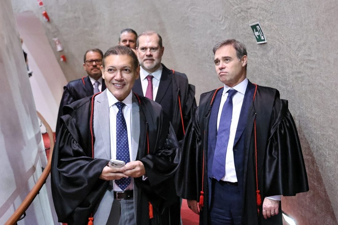 Ministros do TSE supostamente manipulam decisões para encobrir derrotas, aponta ala interna