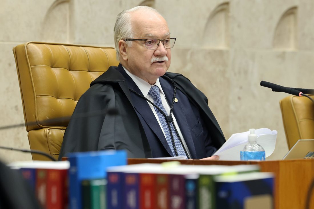 Ministros do STF apontam que revisão criminal de Bolsonaro deve ser julgada em plenário
