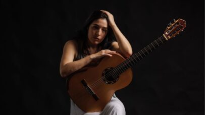 Elodie Bouny estreia ópera sobre a ditadura militar no mesmo dia em que é indicada ao Grammy Latino 2026