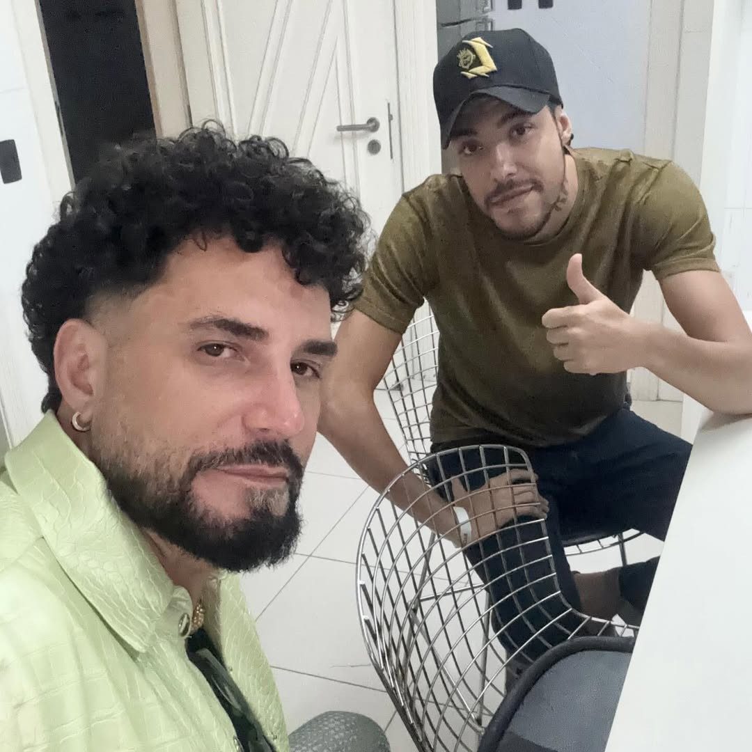 Latino nega acusações do filho e descreve conflito como ‘punhalada’ que carregará para sempre