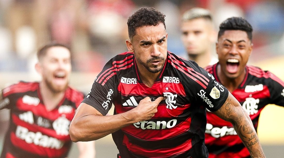 Flamengo avança com renovações de contrato e desenha planejamento para 2027