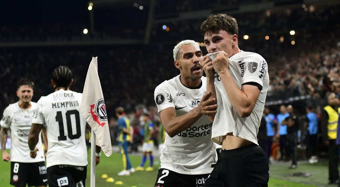 Corinthians conta com Breno Bidon para buscar vitória contra o Estudiantes nas quartas da Libertadores