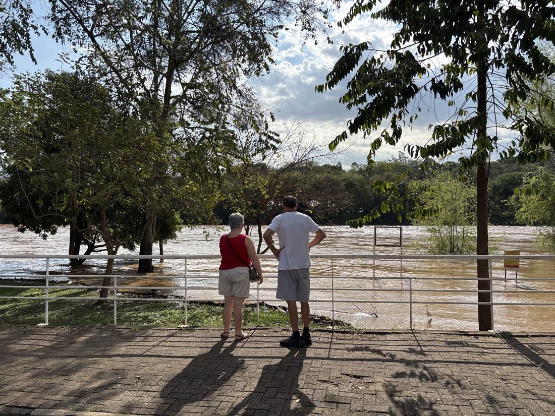 Rio Piracicaba atinge 4,2 metros e entra em emergência por risco de transbordamento; pontos críticos são divulgados
