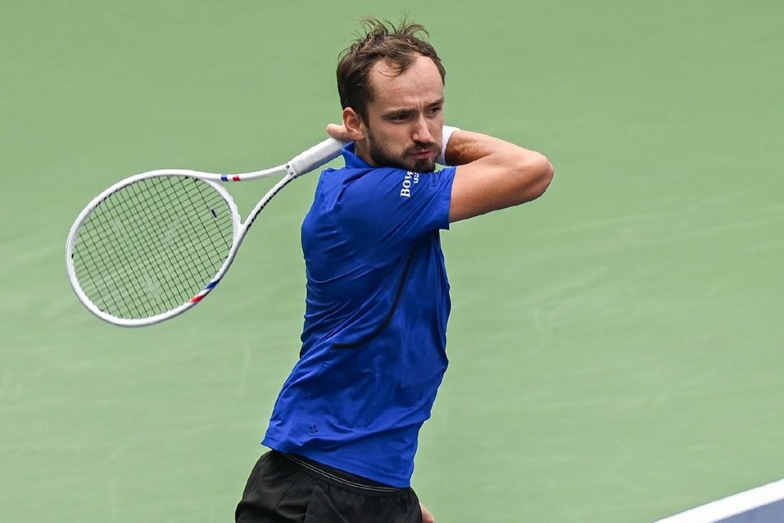 Medvedev cita Federer, Nadal e Djokovic antes de enfrentar Jódar em Xangai