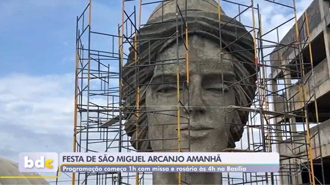 São Miguel Arcanjo celebra dia do padroeiro e avança na construção da estátua de 70 metros