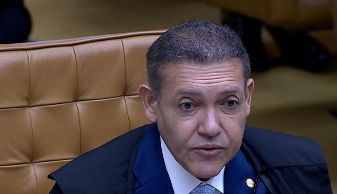 Supostos pagamentos de R$ 500 mil mensais a filho de ministro do STF surgem em mensagens de Daniel Vorcaro