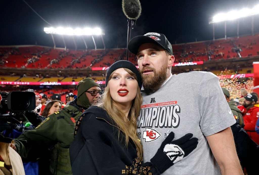 Travis Kelce, astro da NFL, é vítima de esquema de fraude milionário nos EUA