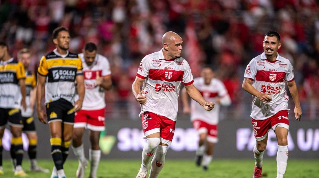CRB lidera desempenho nas últimas dez rodadas e chega forte à reta final da Série B
