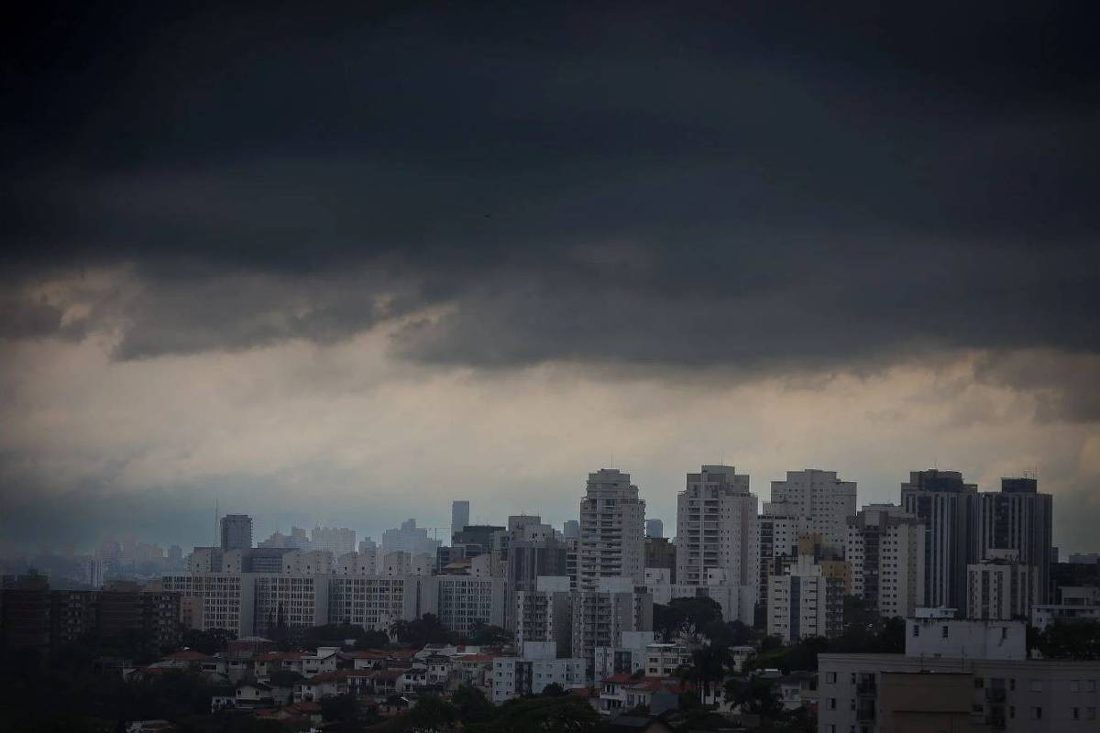 IA da USP prevê rota e intensidade de tempestades em até 30 minutos