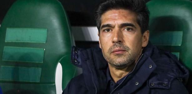 Casagrande destaca personalidade do Palmeiras e critica postura de Abel Ferreira