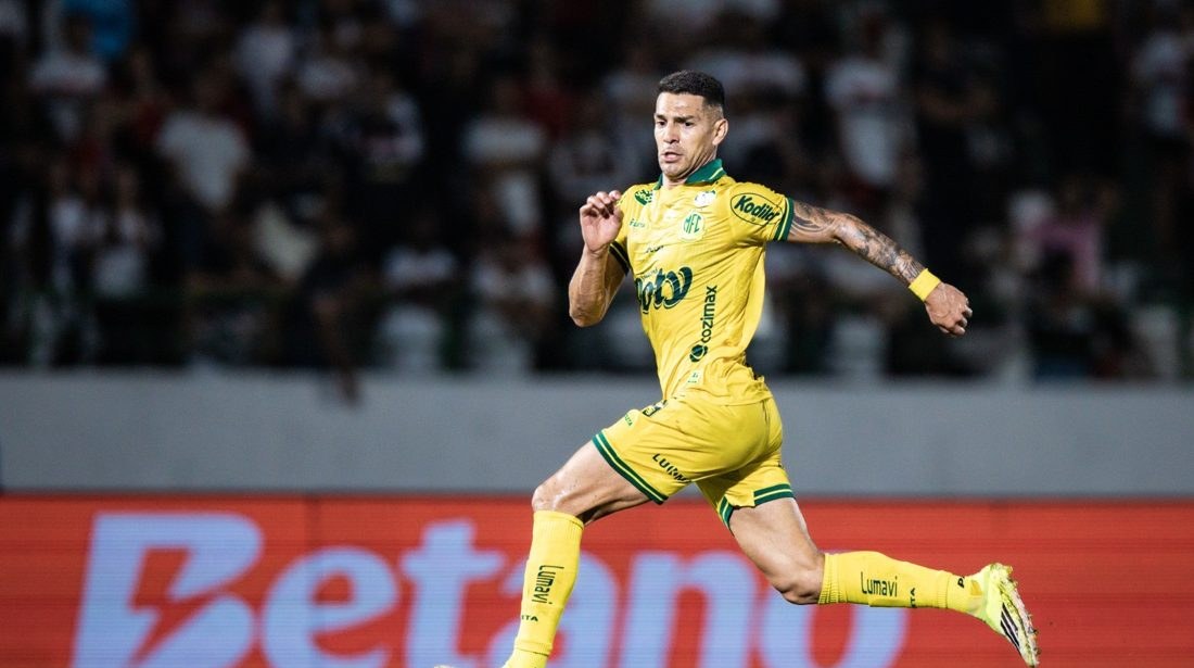 André Luis projeta Mirassol pronto para a retomada do Brasileirão